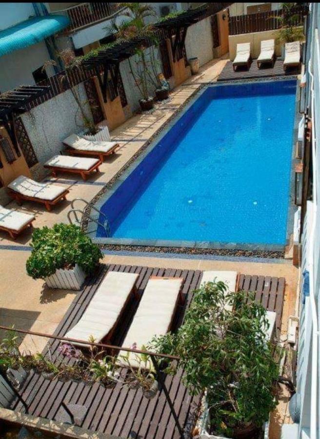 Rattana Beach Hotel By Shanaya Karon Exterior foto